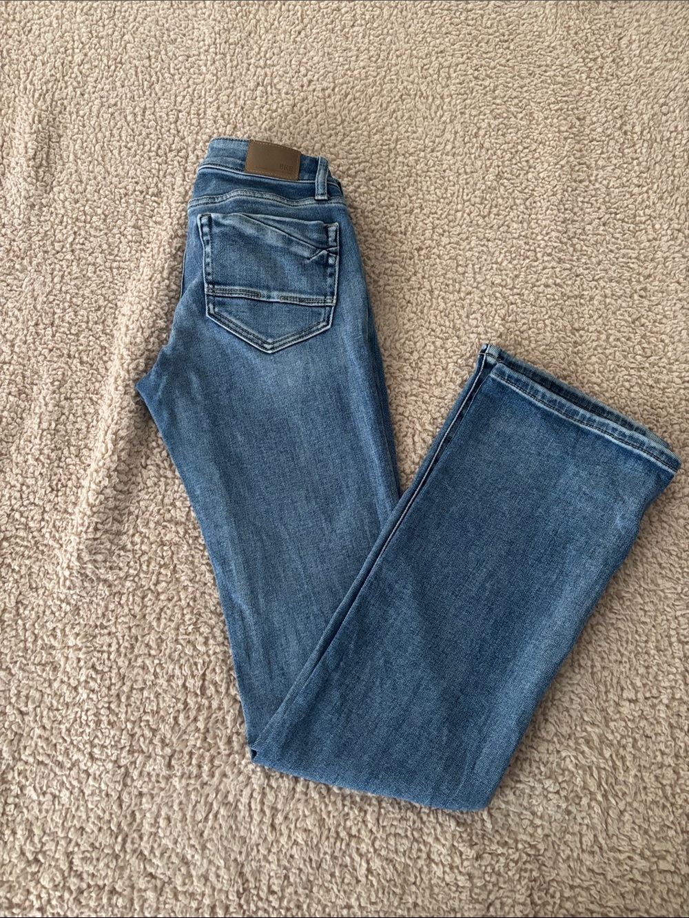 BKE Stella Low Rise Bootcut Jeans - Picture 3 of 6